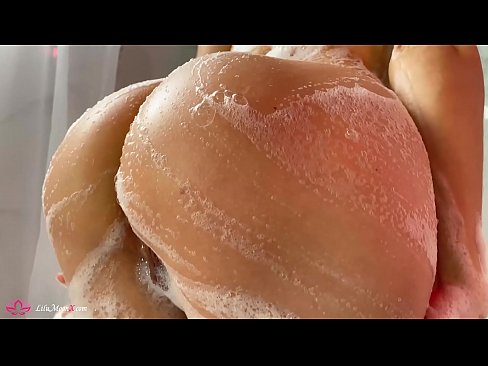 ❤️ Brunette onanerer fisse med vibrator til intens orgasme i brusebad ❤❌ Porno at da.porn-93.ru ❌