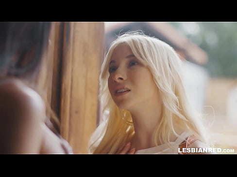 ❤️ Pige kommer hjem et par måneder senere og ender med at spise sin stedmors fisse ❤❌ Porno at da.porn-93.ru ❌